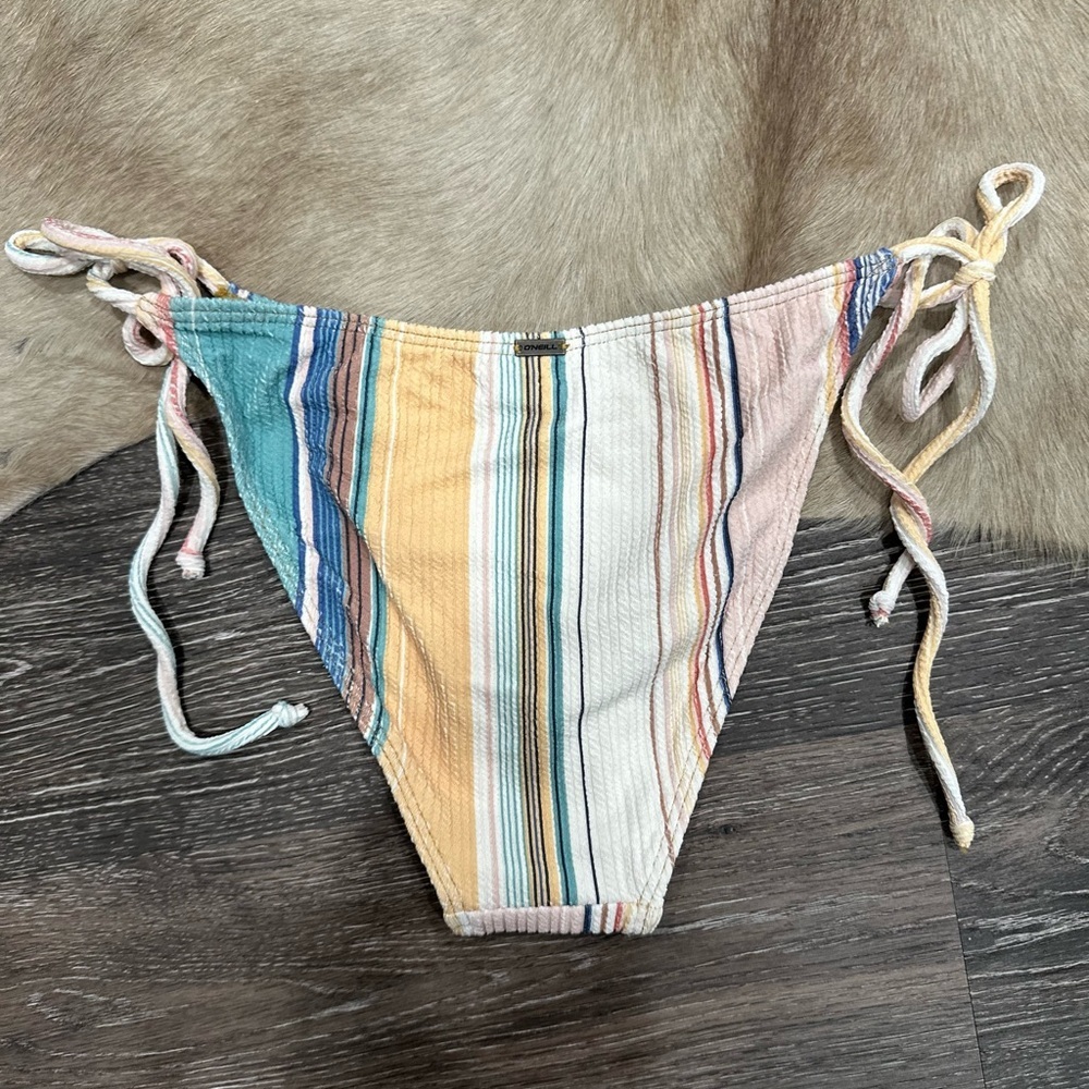 Lot Of 3 NWT O’Neill Bikini Bottoms And Becca NWOT XS Women Strappy Tie Low Rise - Picture 4 of 14